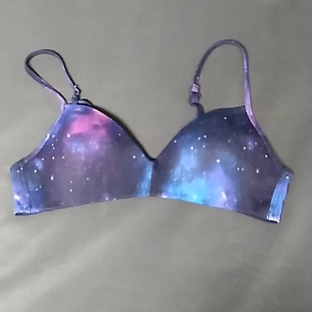 Sports bra